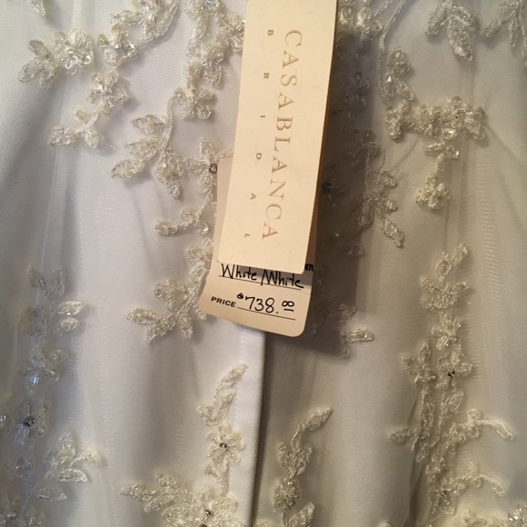 Wedding Dress - Picture 5 of 5